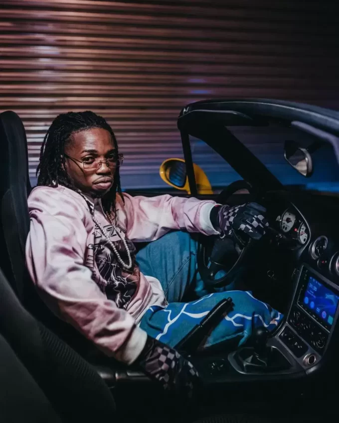 3 Uhr morgens NIE SCHLAFHANDSCHUHE 3 Uhr morgens NIE SCHLAFHANDSCHUHE