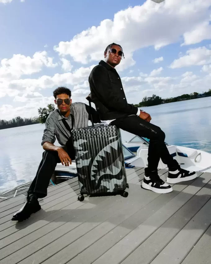 3AM RIPTIDE SHARKNAUTICS HARDSHELL FULL-SIZE GETRIEBE 3AM RIPTIDE SHARKNAUTICS HARDSHELL FULL-SIZE GETRIEBE