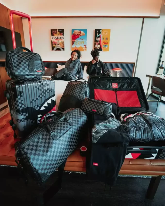 3AM SHARKNAUTICS 22” HANDGEPÄCK