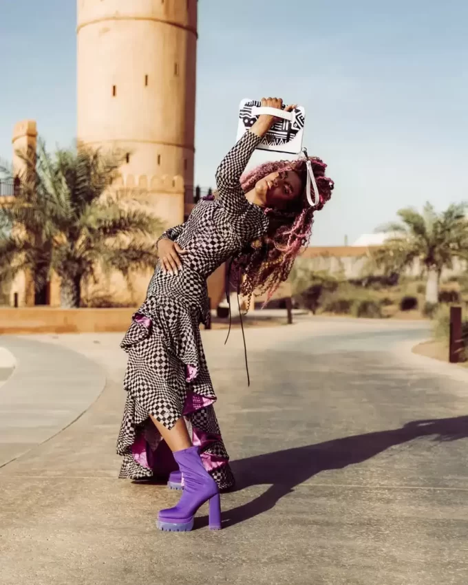 A.I.8 AFRICAN INTELLIGENCE – ORIGIN STORY CROSSOVER CLUTCH