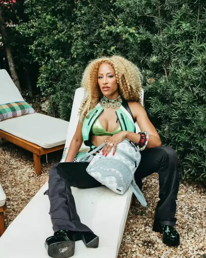 A.I.8 AFRIKANISCHE INTELLIGENZ GEBUCHT & GESCHÄFTIGER WILDER RUCKSACK A.I.8 AFRIKANISCHE INTELLIGENZ GEBUCHT & GESCHÄFTIGER WILDER RUCKSACK