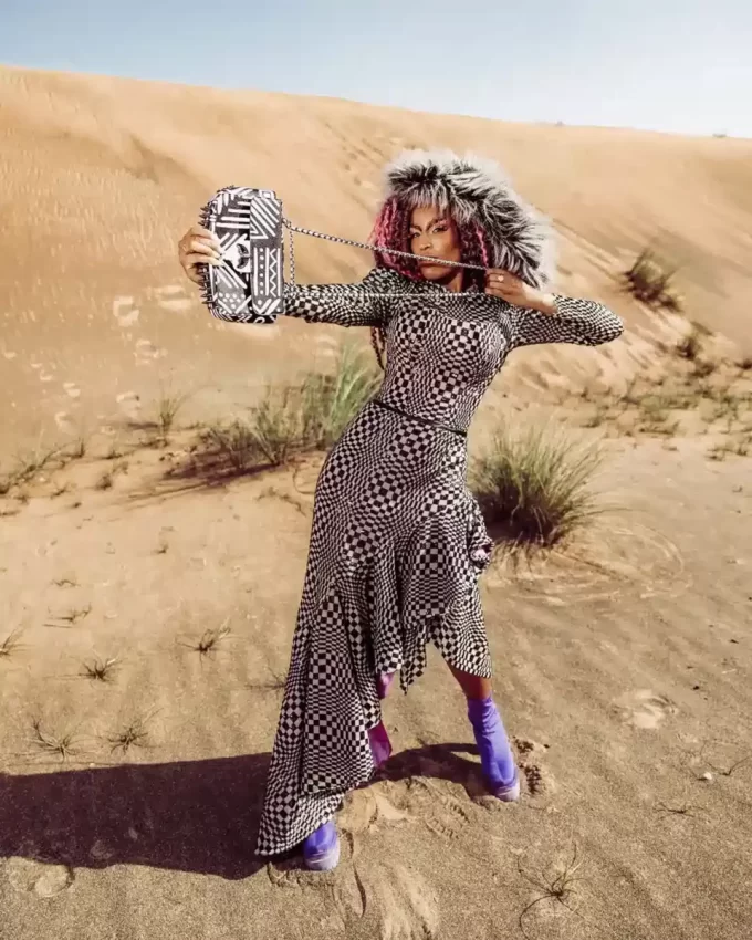 A.I.8 AFRIKANISCHE INTELLIGENZ – URSPRUNGSGESCHICHTE DER HAI-HANDTASCHEN