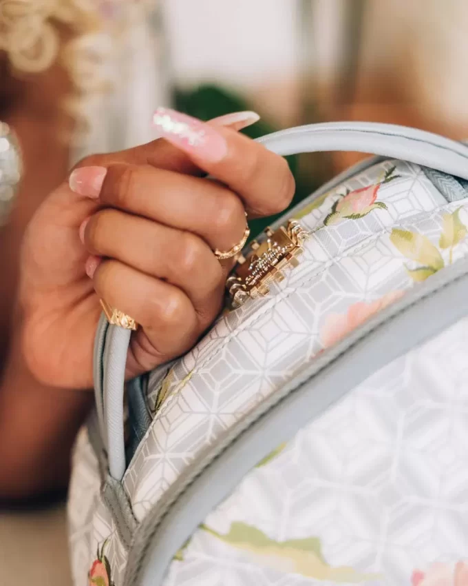 A.I. AFRICAN INTELLIGENCE ELEGANTER ENERGIE-RUCKSACK – SANDFLOWER-KOLLEKTION