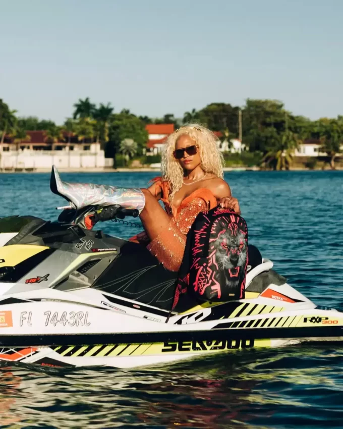 A.I. AFRICAN INTELLIGENCE PRIDE AND POWER RUCKSACK – SANDFLOWER KOLLEKTION