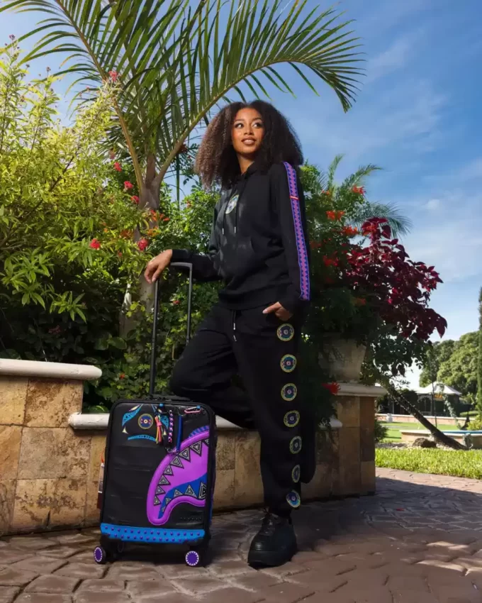 A.I. BROOKLYN & BEYOND – SANDFLOWER COLLAB IMPERIAL HANDGEPÄCK