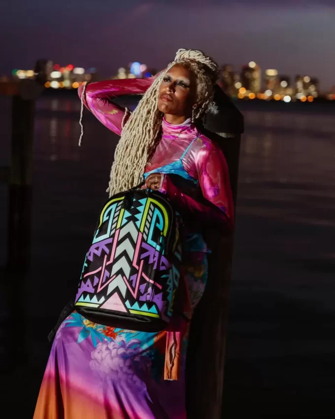 A.I. PATH TO THE FUTURE III RUCKSACK – SANDBLOWER COLLAB (LEUCHTET IM DUNKELN)