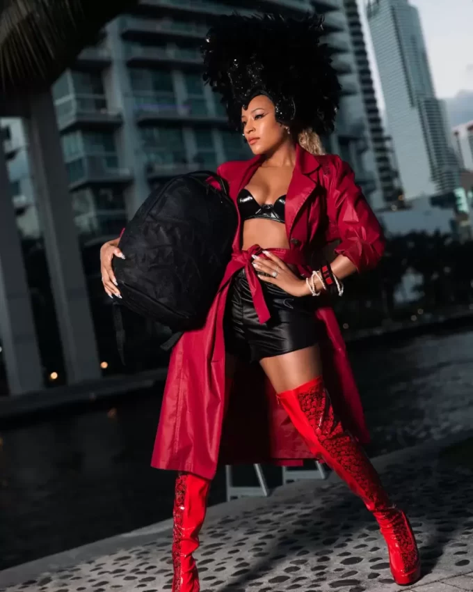 AFRICAN INTELLIGENCE 9 APEX GENIUS RUCKSACK – SANDFLOWER COLLAB AFRICAN INTELLIGENCE 9 APEX GENIUS RUCKSACK – SANDFLOWER COLLAB