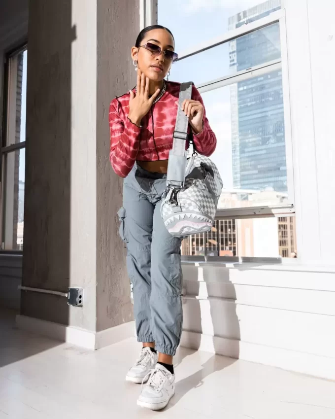 AIR TO THE THRONE JETSET MINI-DUFFLE AIR TO THE THRONE JETSET MINI-DUFFLE