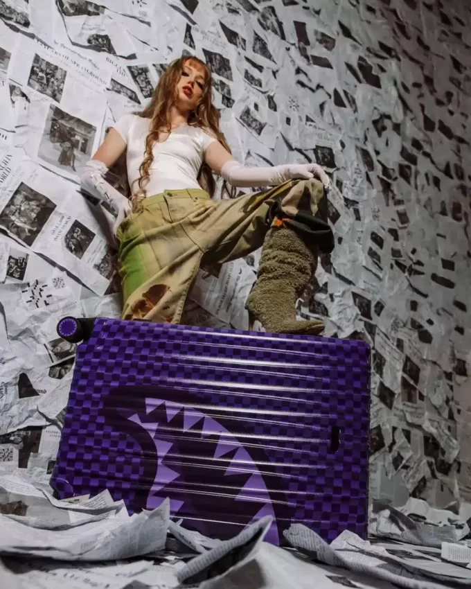 ALLE SYSTEME BEREIT – GROSSE GEPÄCK