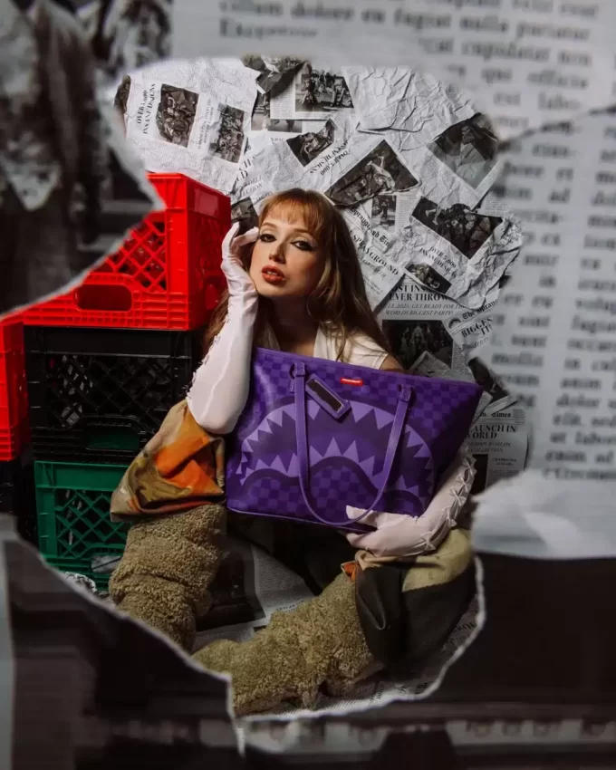 ALLE SYSTEME FUNKTIONIEREN, TASCHE