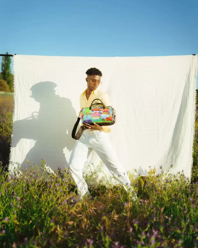 ASTROMANE HAIE IM WELTRAUM MINI-DUFFEL