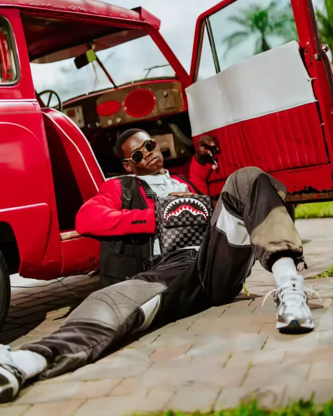 Atomdampf-Hai-Bote Schleuder