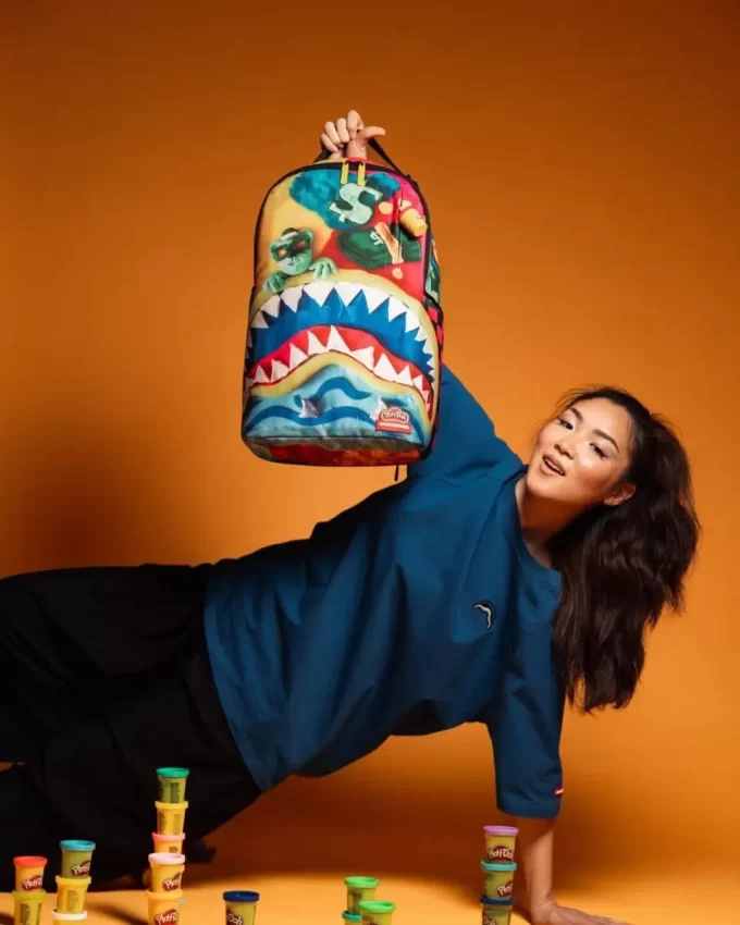 AUS ECHTEM PLAY-DOH HERGESTELLT DLXSR RUCKSACK