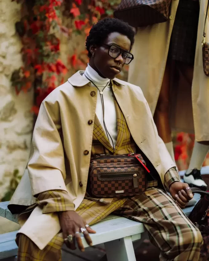 AUS PARIS MIT LIEBE CARGO CROSSBODY