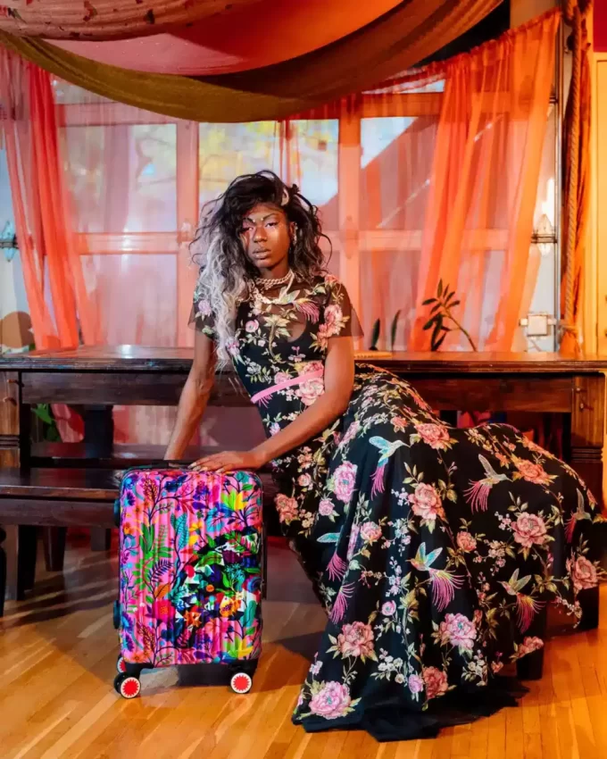 AVANT GARDEN SHARKNAUTICS HARTSCHALENKOFFER