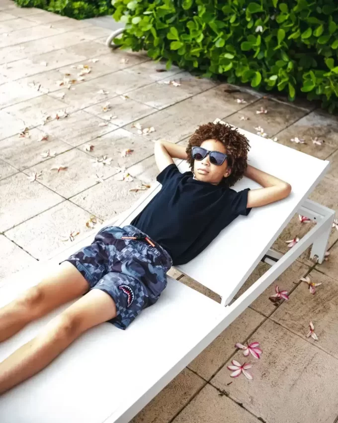 Badehosen für Kinder um 3 Uhr morgens Badehosen für Kinder um 3 Uhr morgens