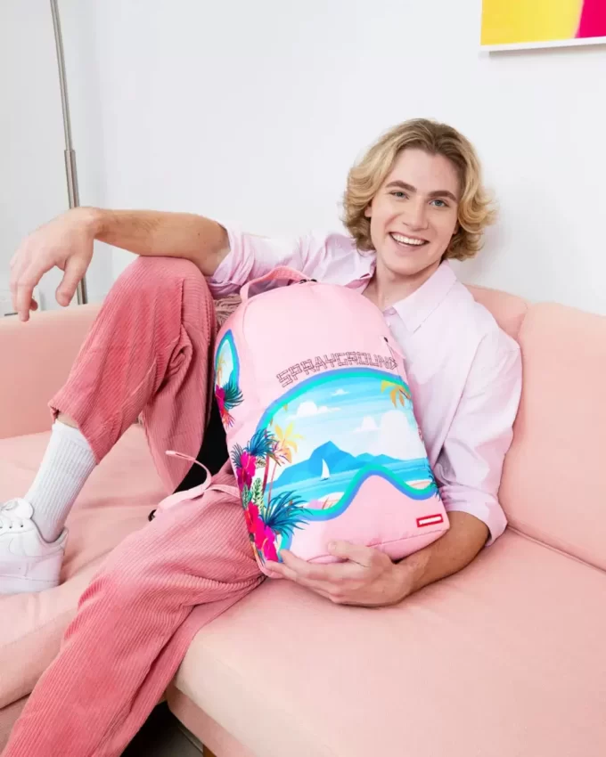 BORA BORA SHARK ISLAND VILLA RUCKSACK