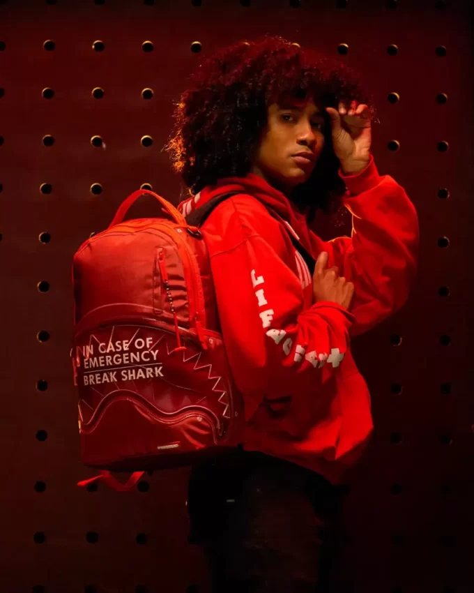 BREAK IN FALL OF NOTFALL SHARK (DLXR)