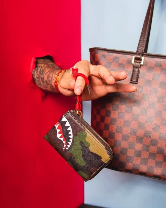 Checks in Tarngeldbörse