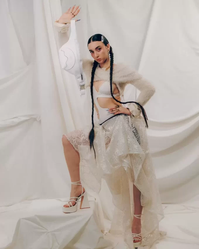 DAS HAUPTQUARTIER – REFLECTION SAVVY CROSSBODY