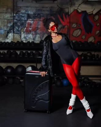 Das Hero Shark-Reisegepäck in voller Größe