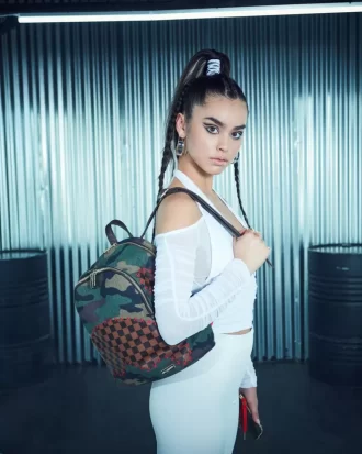 DAS PARADOXON SHARK SAVAGE