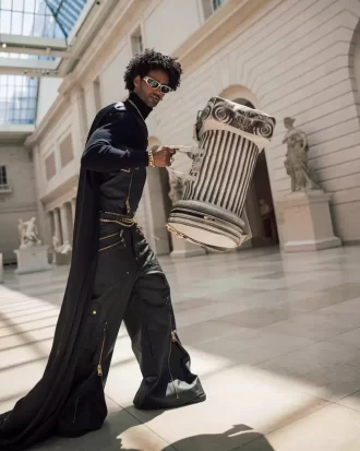 DIE MET GRIECHISCHE SARDIS-TEMPEL-SÄULE DUFFLE