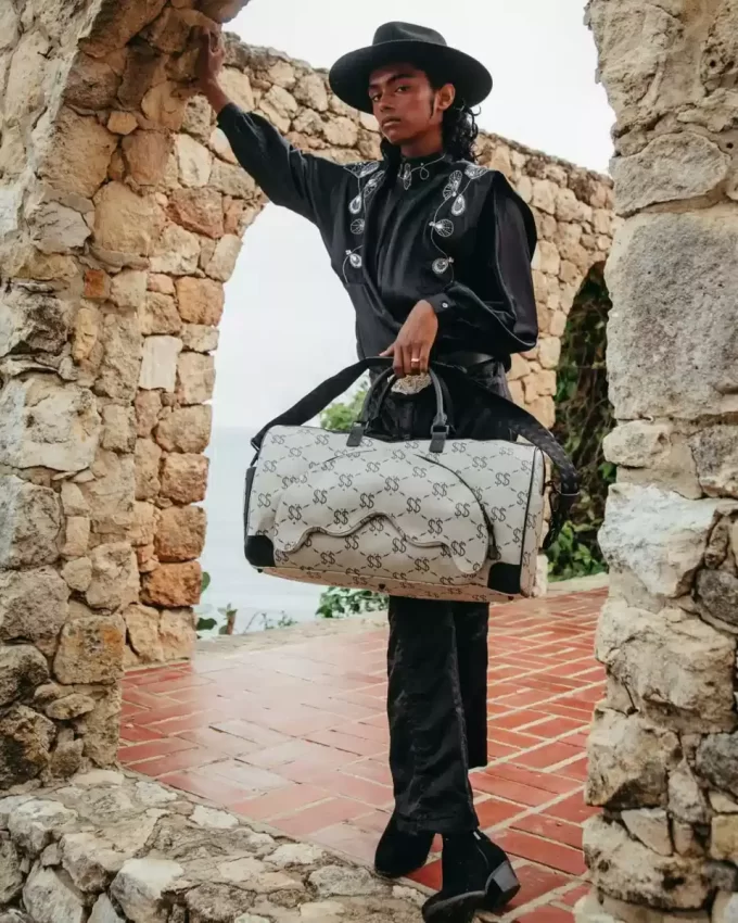 DIE REISE-DUFFEL DIE REISE-DUFFEL