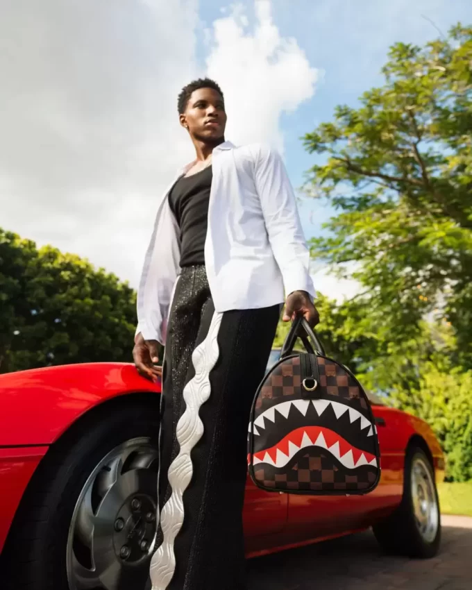 DIE VERSTECK-DUFFLE DIE VERSTECK-DUFFLE