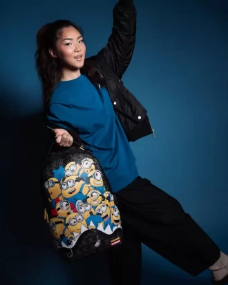 Diener gehorchen dem Hai