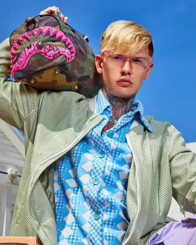 DROP ZONE MINI-DUFFLE DROP ZONE MINI-DUFFLE