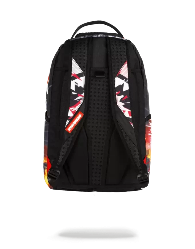 EIN-SCHLAG-MANN-HAI EIN-SCHLAG-MANN-HAI