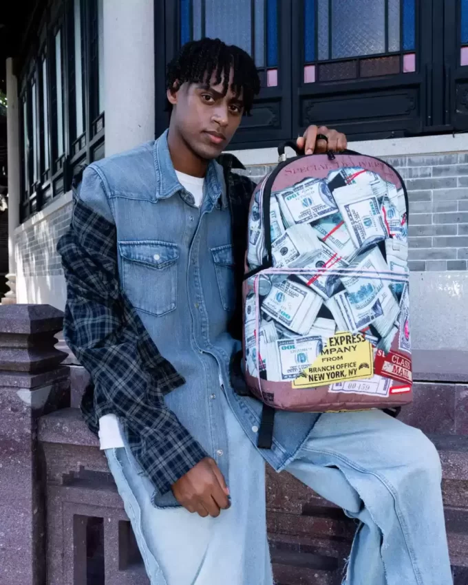 EXPRESS-RUCKSACK FÜR DIE NACHT