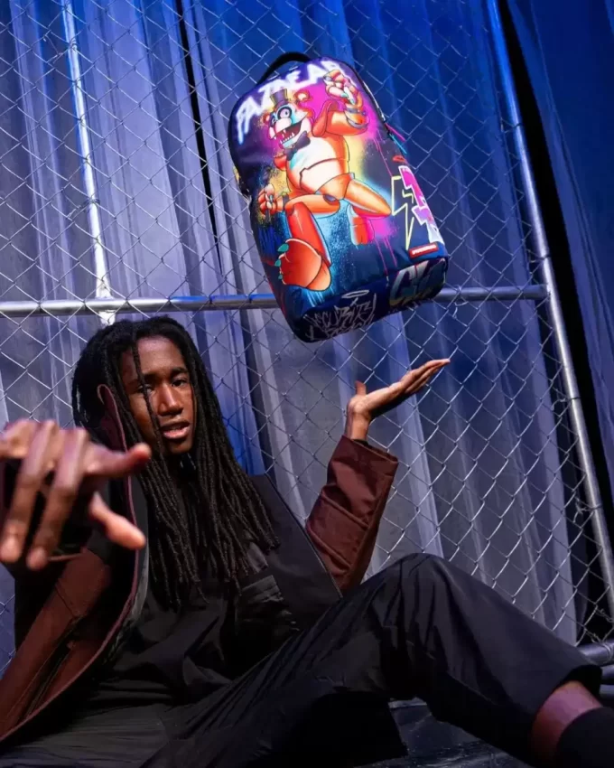 FIVE NIGHTS AT FREDDY’S: GLAMROCK ROCKOUT DLXSR RUCKSACK