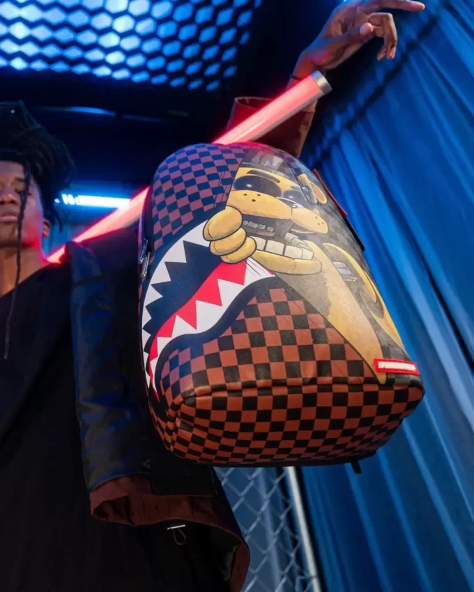 FIVE NIGHTS AT FREDDY’S: ICH SEHE DICH