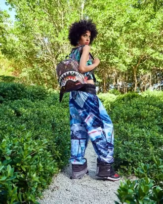 GARDEN OF SHARKS SAVAGE RUCKSACK