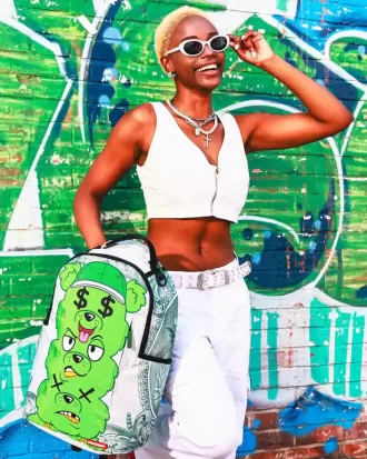 Geldbär sieht dreifachen Rucksack