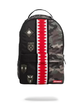 GETEILTE TARNAUFNÄHER