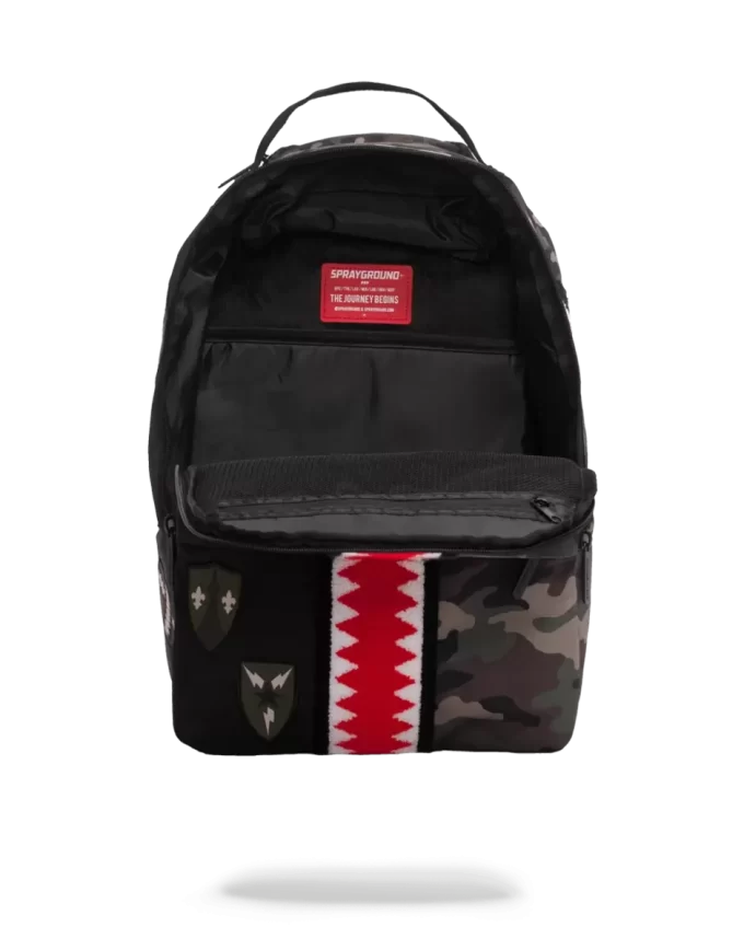 GETEILTE TARNAUFNÄHER