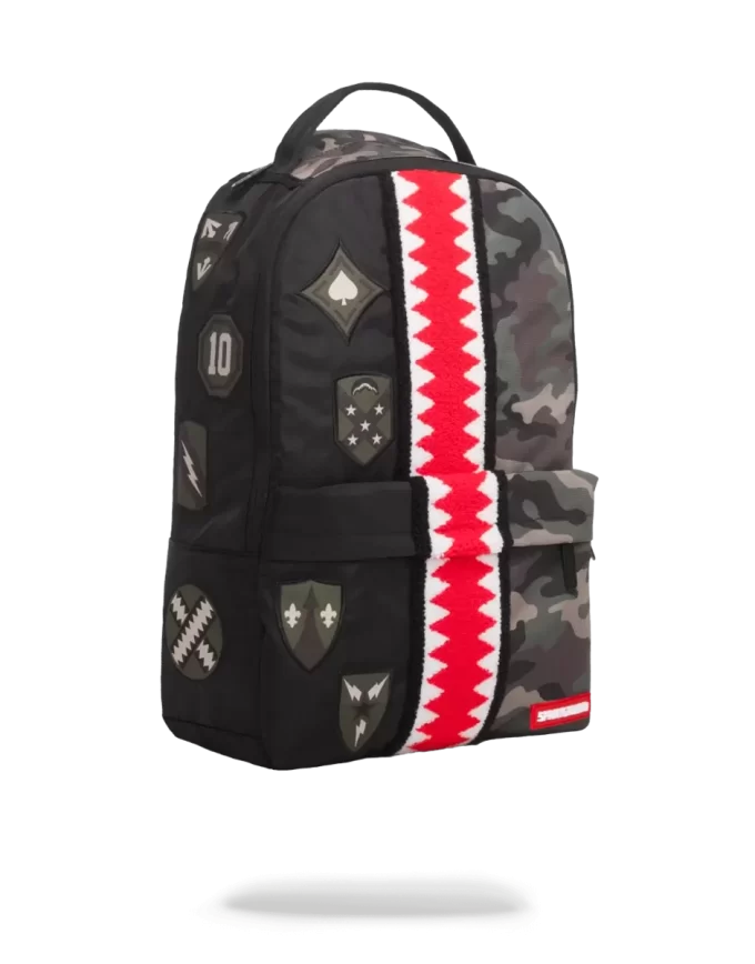 GETEILTE TARNAUFNÄHER