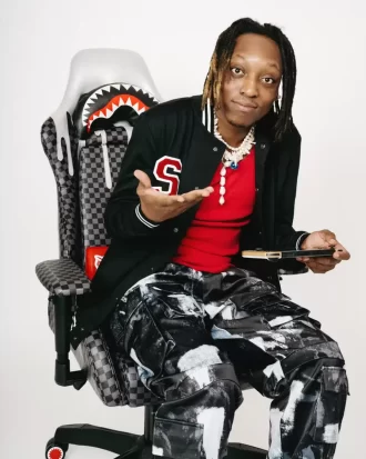 GHOST DRIP SHARK CHAIR