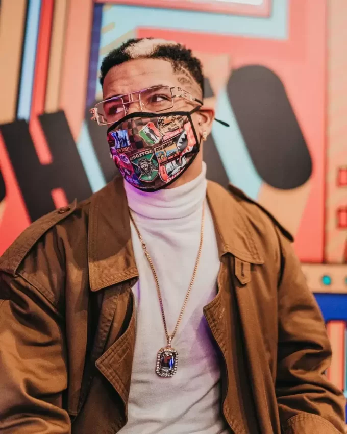 GLOBALER MOGUL GESICHTSMASKE GLOBALER MOGUL GESICHTSMASKE