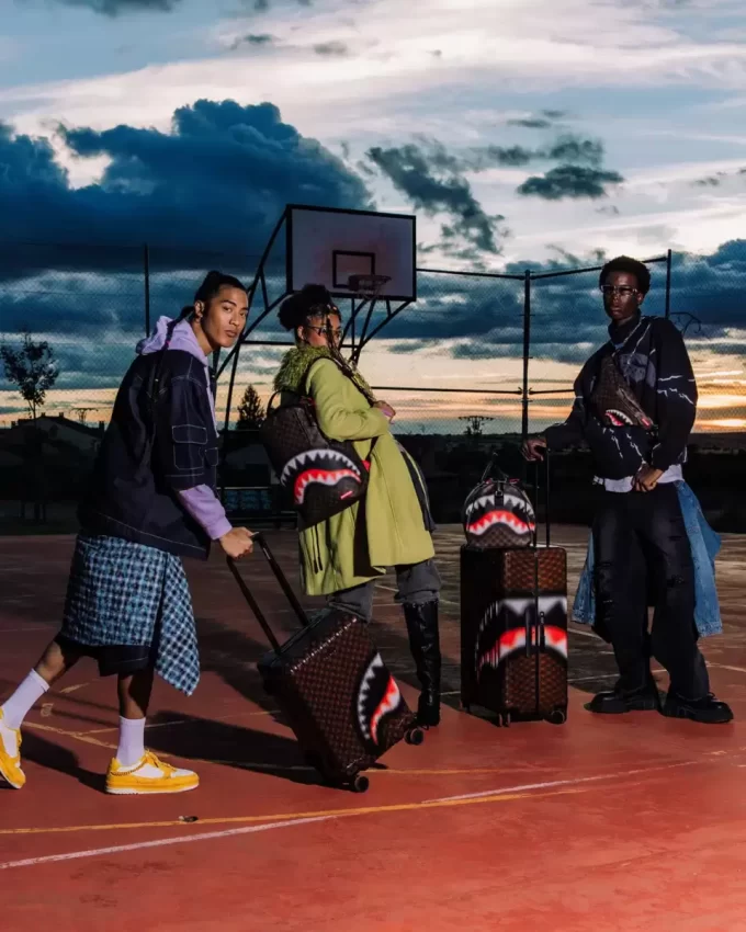 HAIE IN PARIS BLICK-EFFEKT HANDGEPÄCK