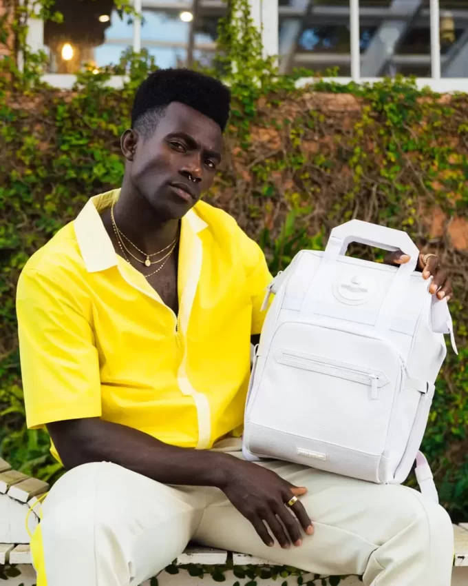 HEAVY METAL SHARK WHITE OUT BIZ TOP OPENER RUCKSACK