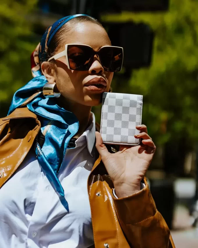 HENNY LATTE ELASTISCHES BÜNDLICHES GELDBÖRSEN-ETUI