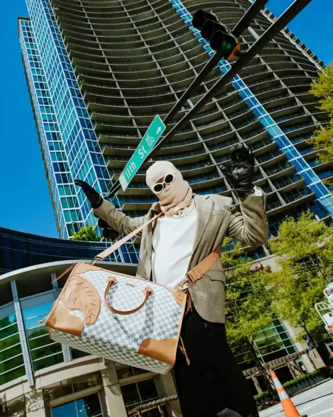 HENNY LATTE PYRAMIDE DUFFLE