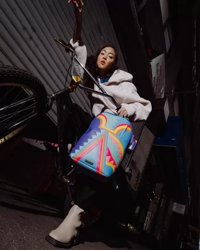 ICH BIN IM URLAUB MIT MEINEM YACHT-RUCKSACK