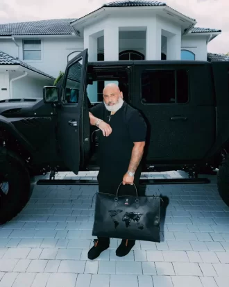 JAMES ERSTE KLASSE GLOBAL TAKEOFF PYRAMID DUFFLE