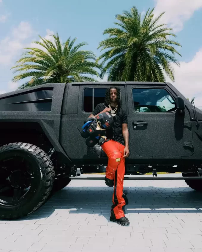 JAMES ERSTE KLASSE ICH HABE DIESE BRIEFMARKEN BEKOMMEN MONEYBEAR