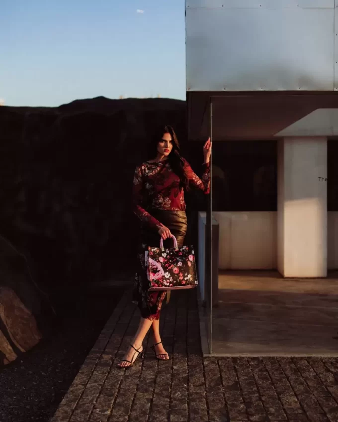 JARDIN DE FLORES TORTUGA TOTE JARDIN DE FLORES TORTUGA TOTE